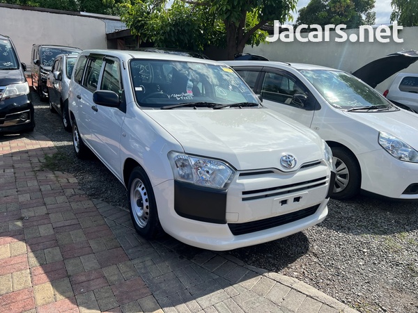Toyota Probox 1,5L 2017-2