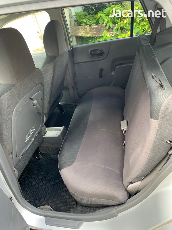 Nissan AD Wagon 1,5L 2012-6