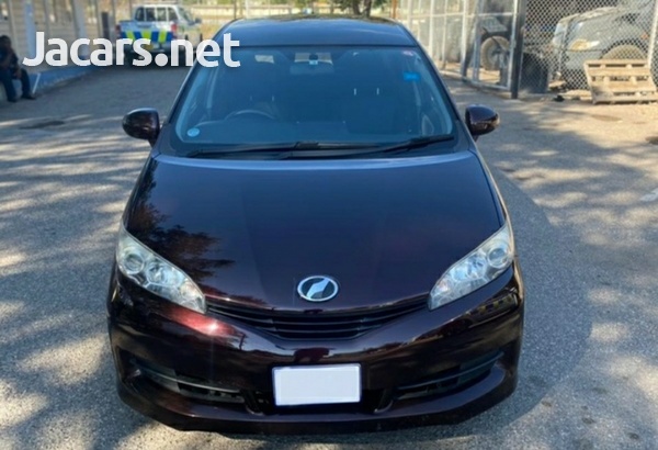Toyota Wish 1,8L 2012-3