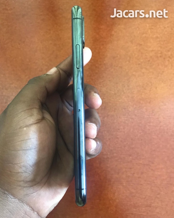 iPhone Xs-5