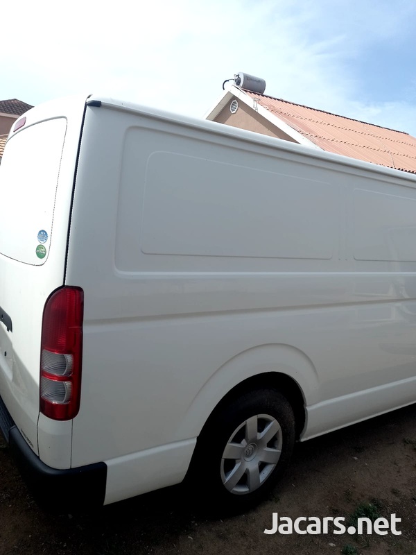 Toyota Hiace 2,5L 2015-2