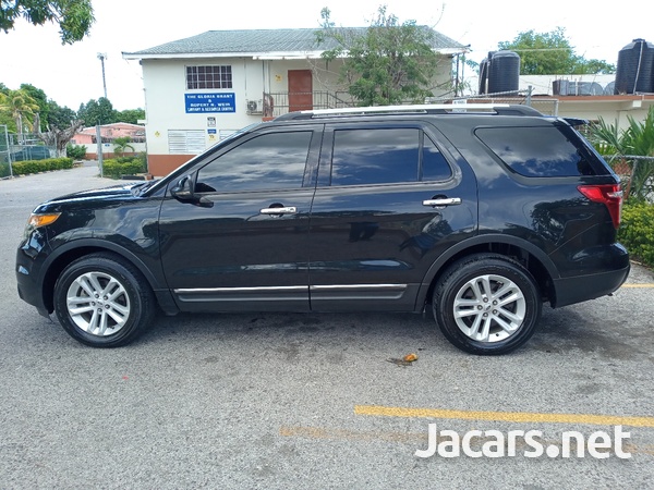 Ford Explorer 3,5L 2013-9