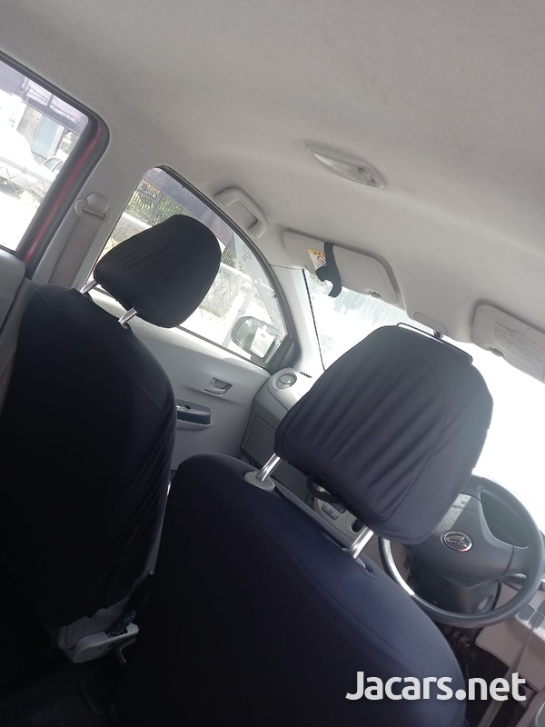 Daihatsu MIRA 0,7L 2015-11