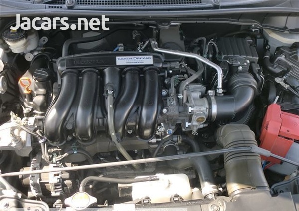 Honda Grace 1,5L 2015-8