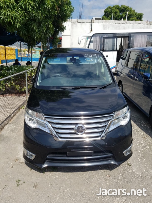 Nissan Serena 2,0L 2016
