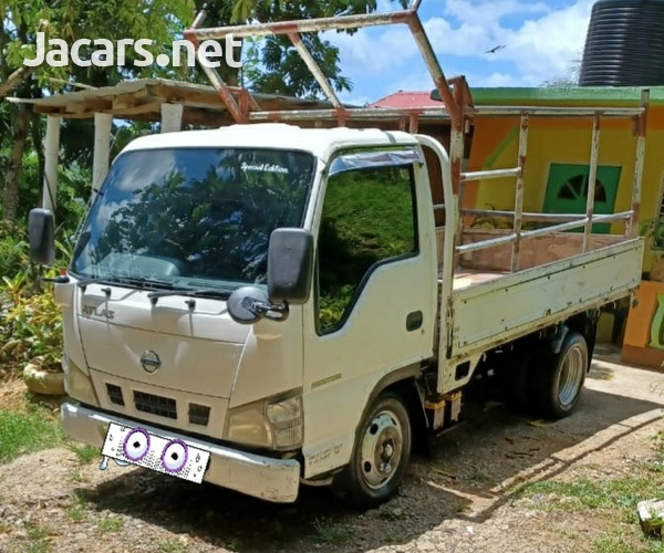 Nissan Atlas-2