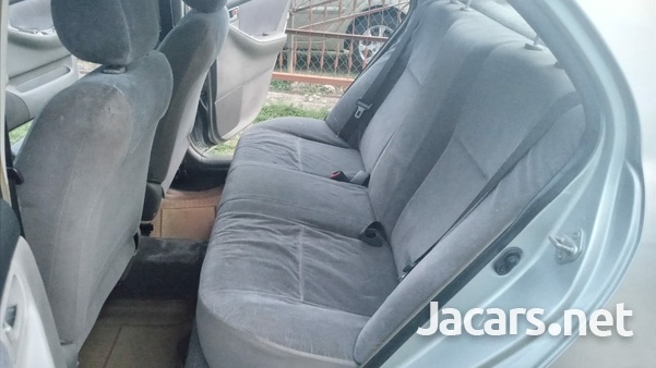 Toyota Corolla 1,4L 2000-8