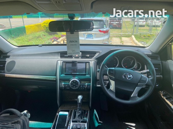 Toyota Mark X 2,5L 2016-8