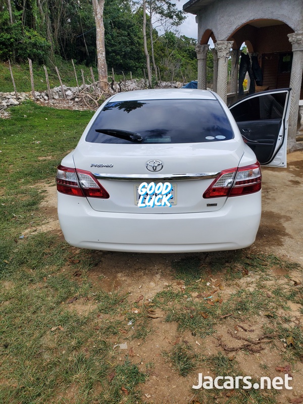 Toyota Premio 2,0L 2011-4