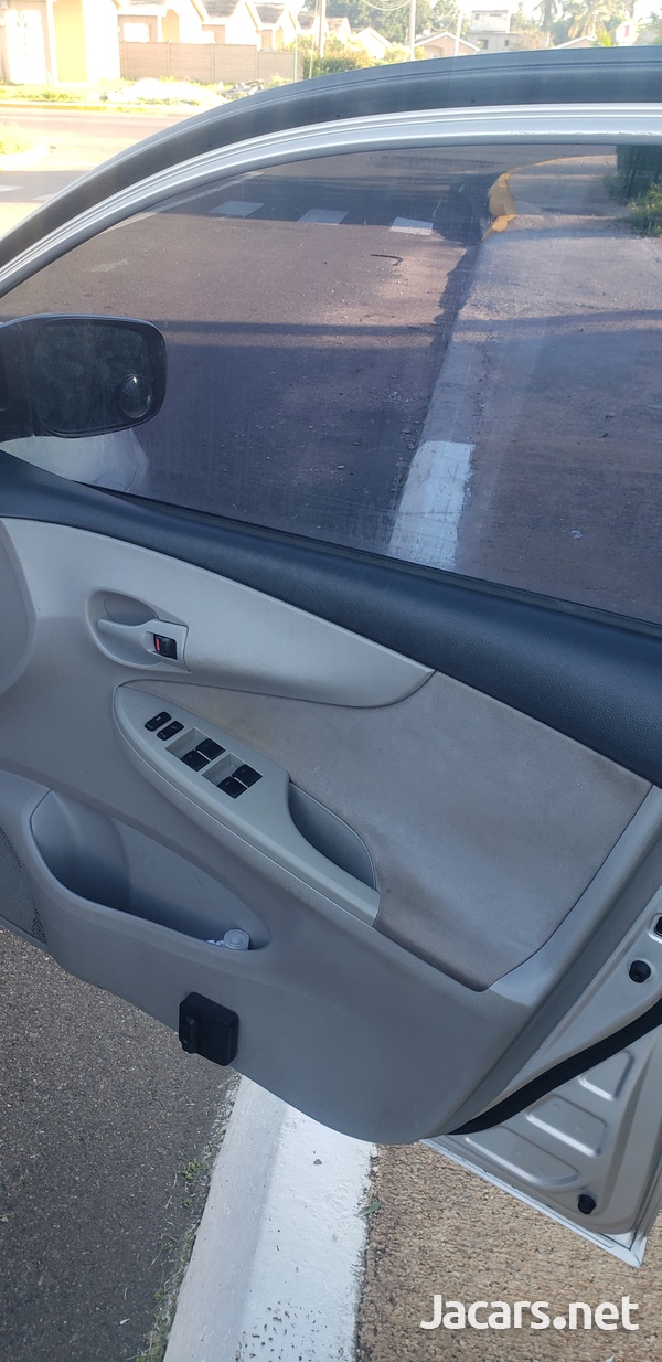 Toyota Axio 1,5L 2012-12