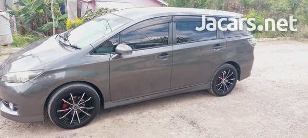Toyota Wish 1,8L 2013-2
