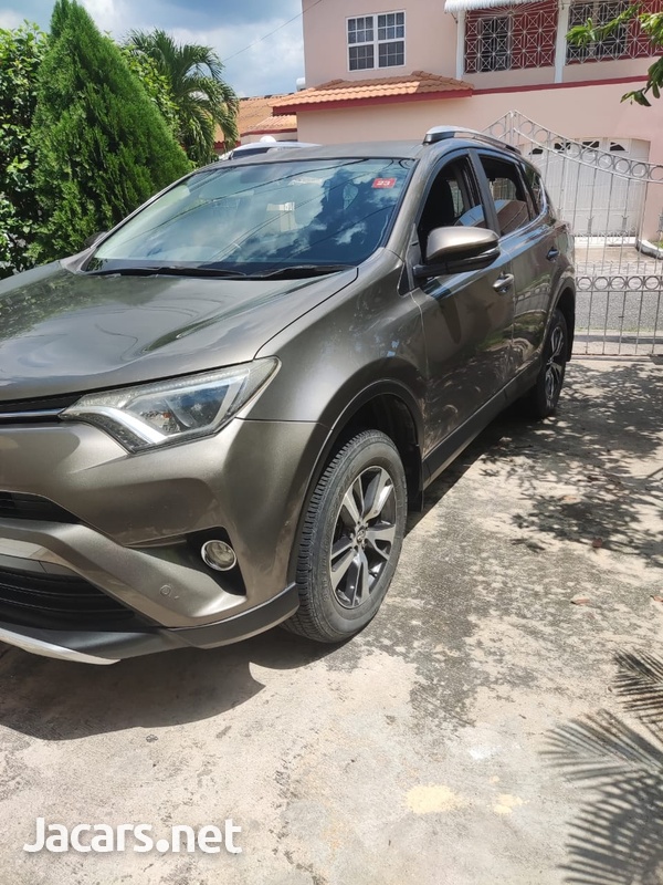 Toyota RAV4 2,0L 2016