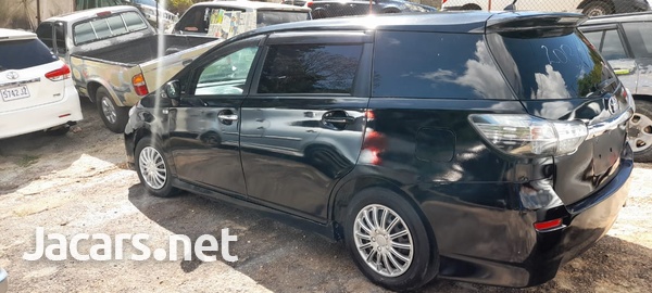 Toyota Wish 1,8L 2013-7