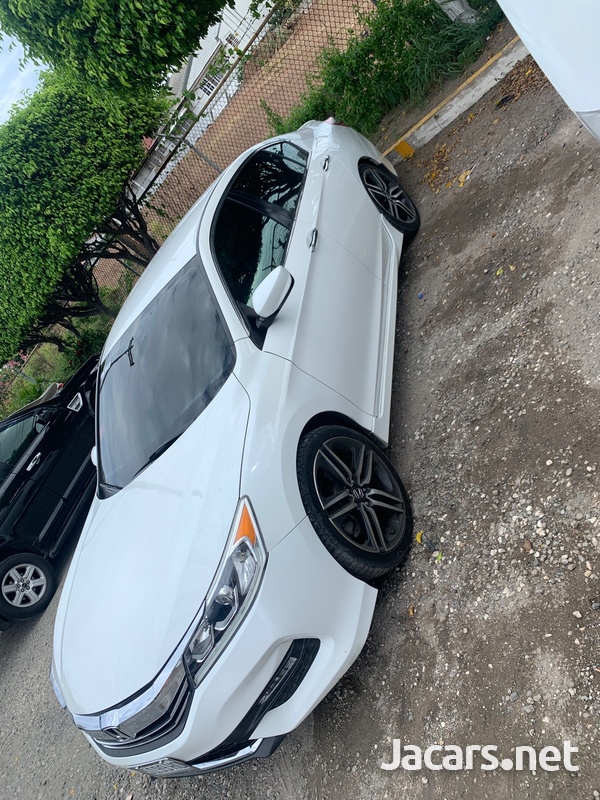 Honda Accord 2,4L 2016-1