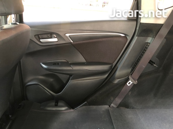 Honda Fit 1,5L 2014-9