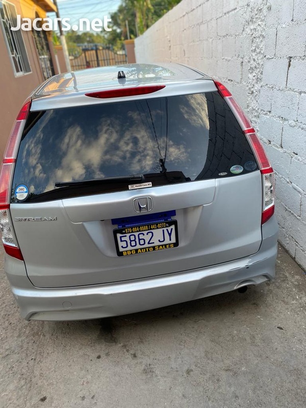 Honda Stream 2,0L 2011-2