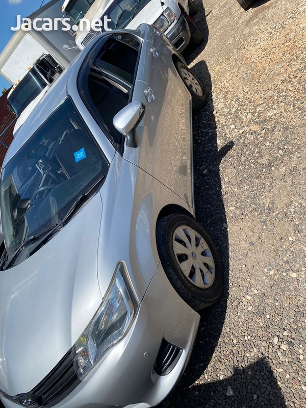 Toyota Axio 1,5L 2013-3