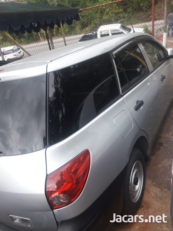 Nissan AD Wagon 1,5L 2015-5