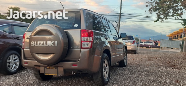 Suzuki Vitara 2,0L 2013-3