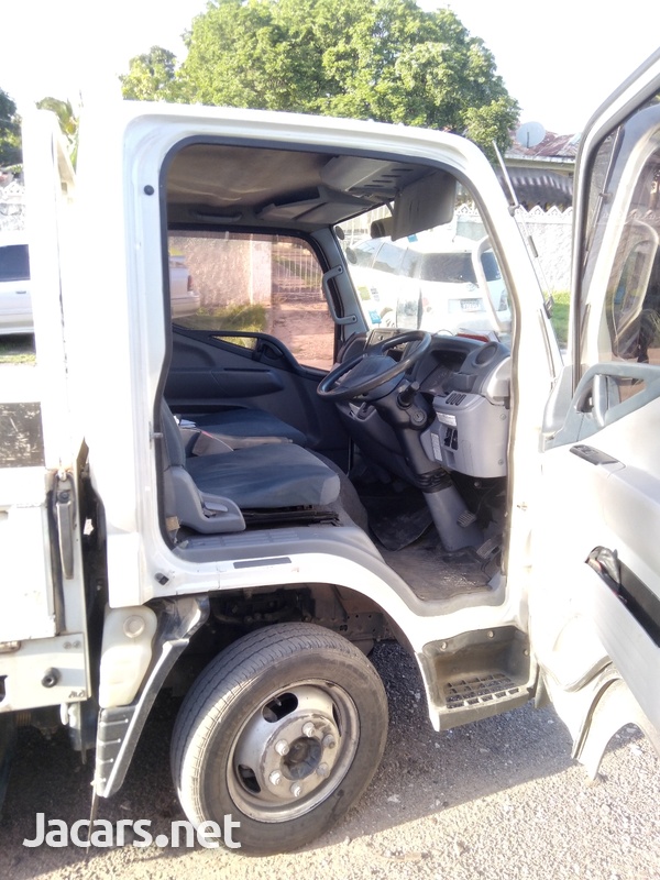 2014 Mitsubishi Fuso Canter-4