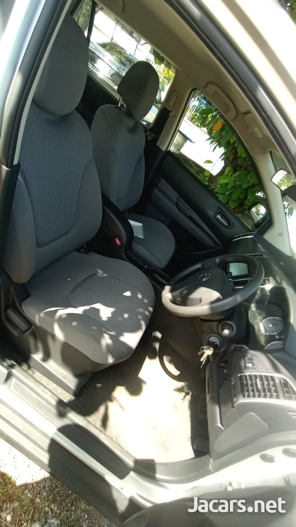 Nissan Wingroad 1,5L 2016-6