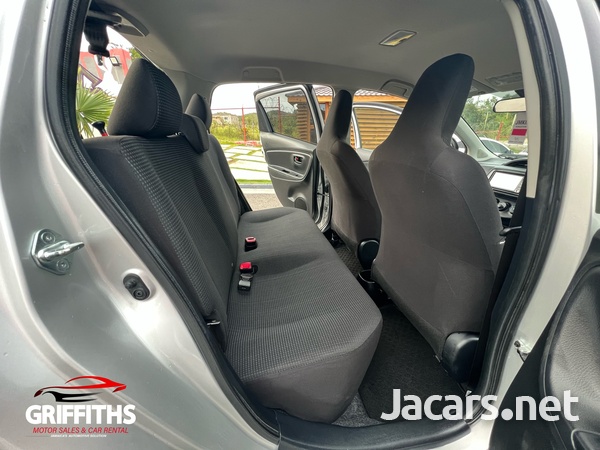 Toyota Vitz 1,0L 2017-14