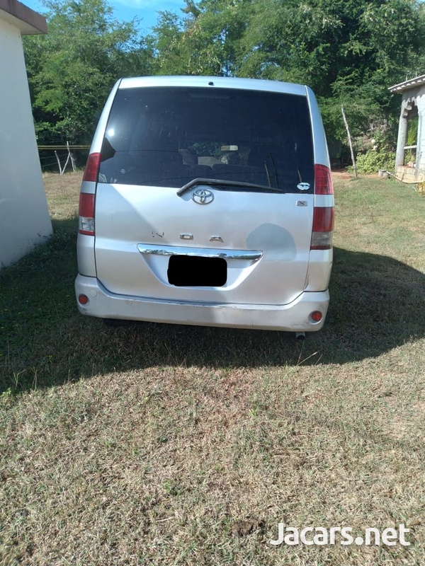 Toyota Noah 1,9L 2007-2