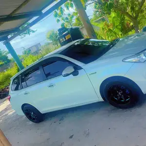 Toyota Fielder
