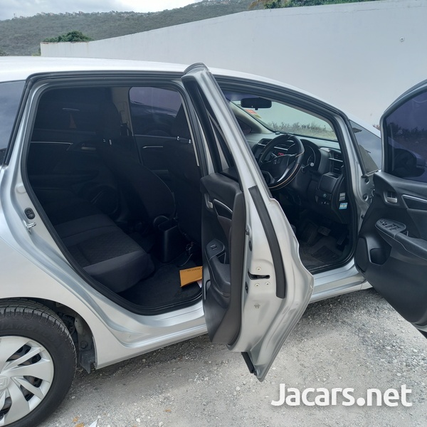 Honda Fit 1,3L 2015-4
