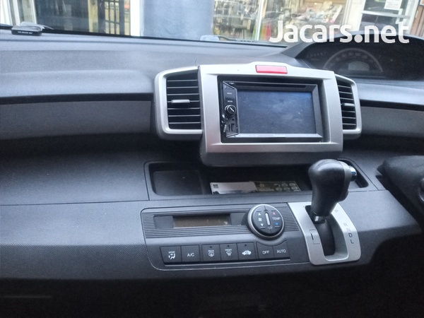 Honda Freed 1,5L 2011-4