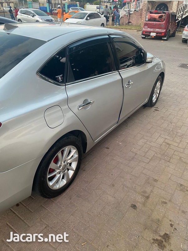 Nissan Sylphy 1,8L 2013-3
