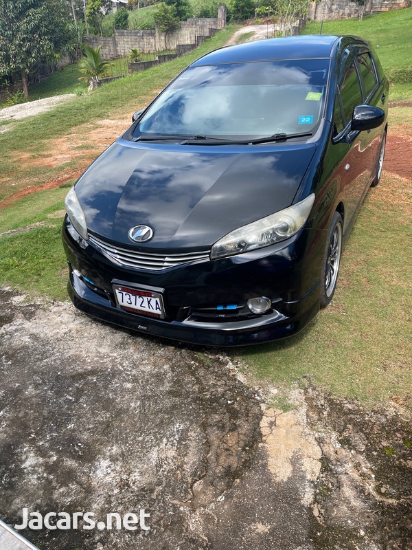 Toyota Wish 1,9L 2011-4