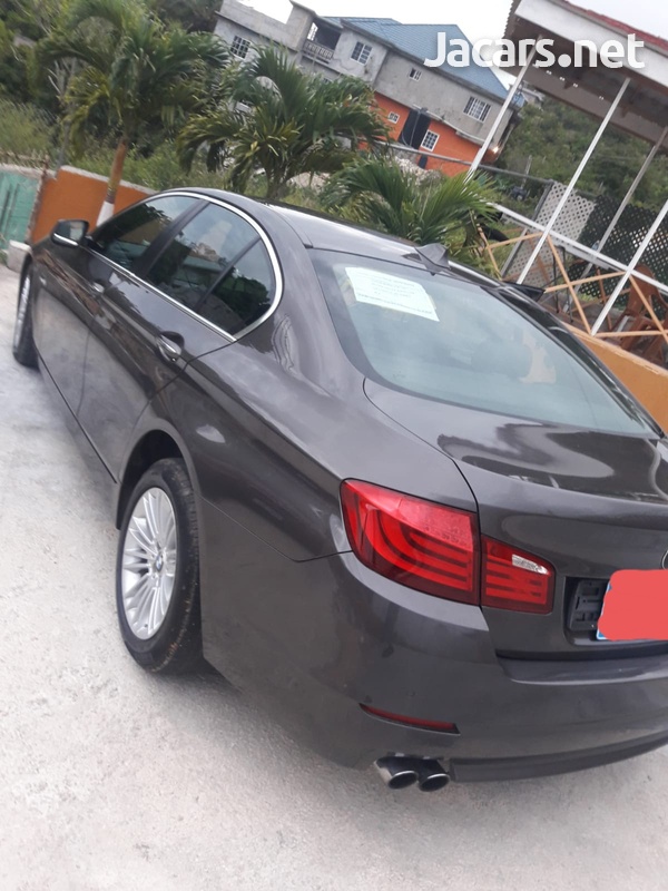 BMW 5-Series 3,7L 2013-6