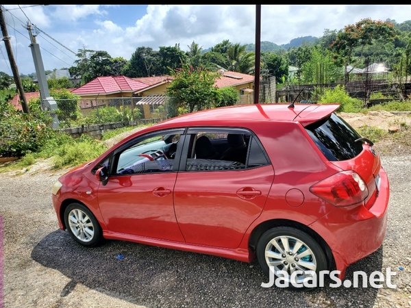 Toyota AURIS 1,5L 2008-3