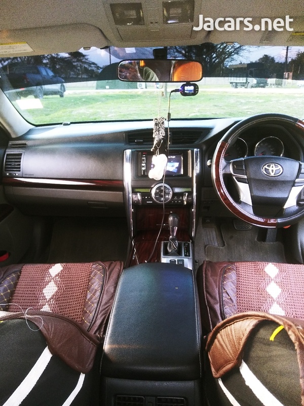 Toyota Mark X 2,5L 2010