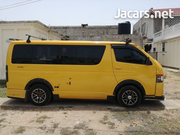Toyota Hiace 3,0L 2008-4