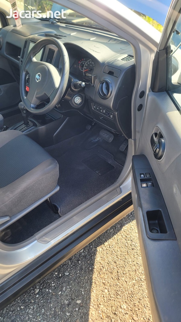 Nissan AD Wagon 1,5L 2017-7