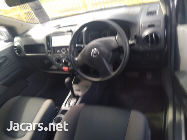 Nissan AD Wagon 1,5L 2016-4