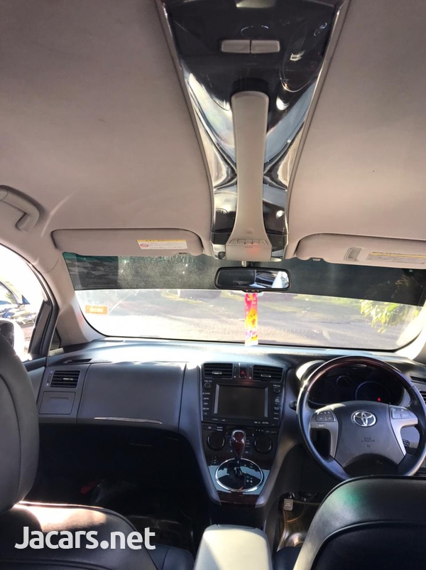 Toyota Mark X 3,5L 2012-10