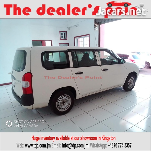Toyota Probox 1,5L 2017-3