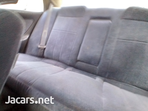 Mitsubishi Lancer 1,3L 1995-5
