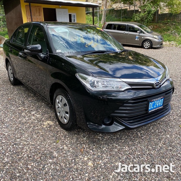 Toyota Axio 1,3L 2016-1