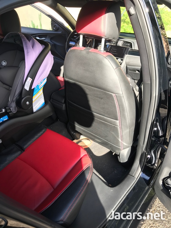 Honda Civic 1,5L 2019-13