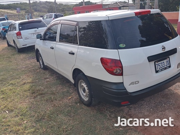 Nissan AD Wagon 1,5L 2014-4