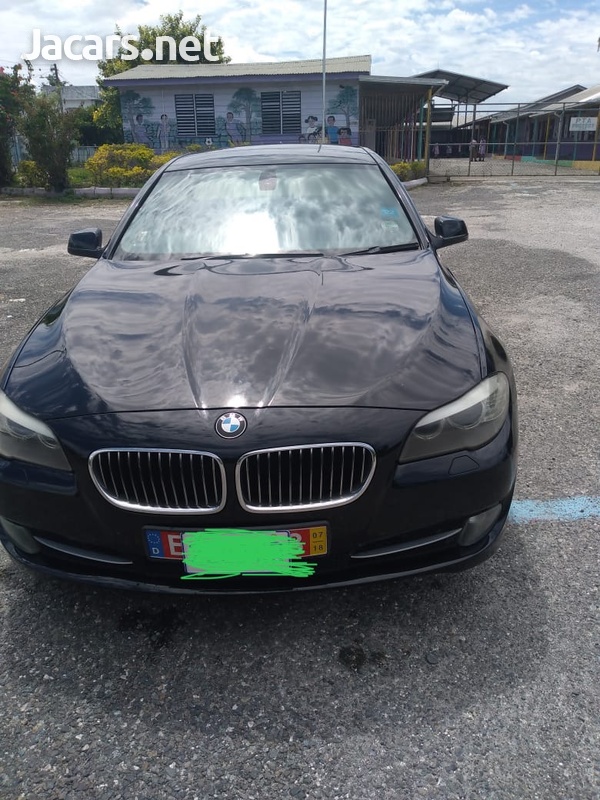 BMW 5-Series 2,3L 2011-4