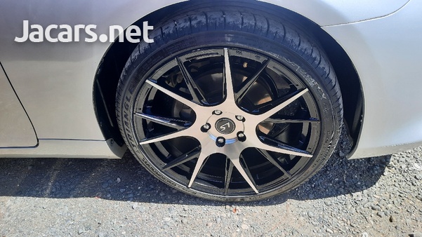 Toyota Mark X 2,5L 2013-8