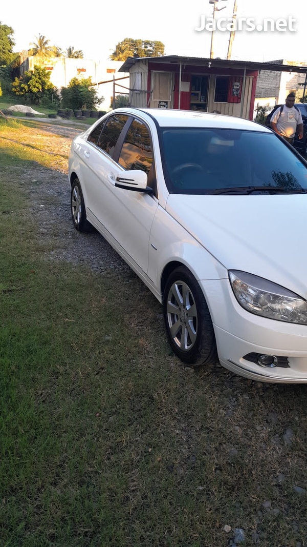 Mercedes-Benz C-Class 1,8L 2010-4