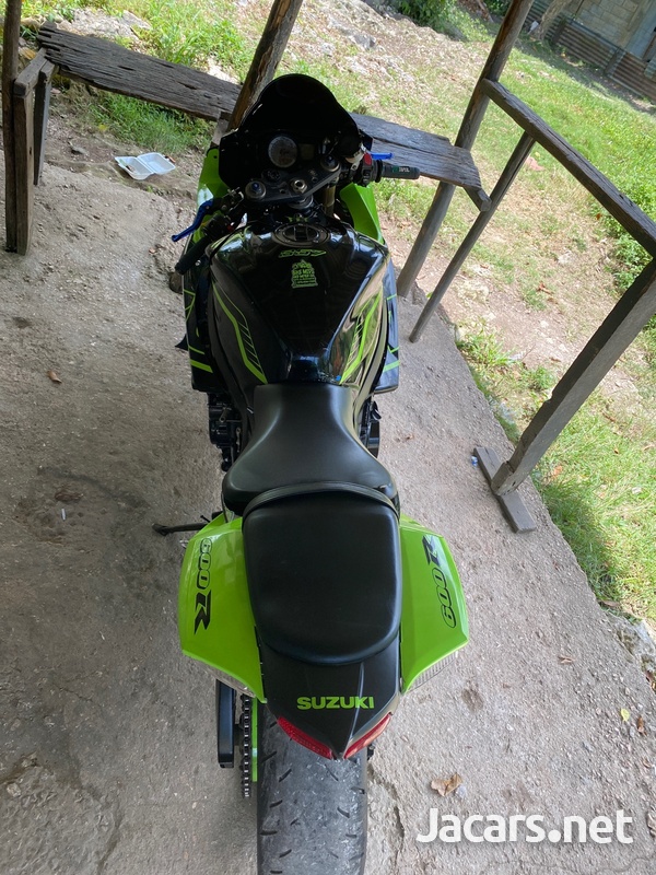 Suzuki gsxr 750 2010-2