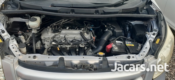 Toyota Axio 1,5L 2016-8