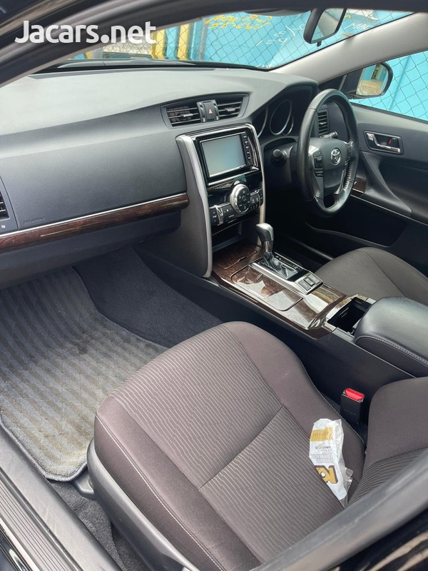 Toyota Mark X 2,5L 2018-5